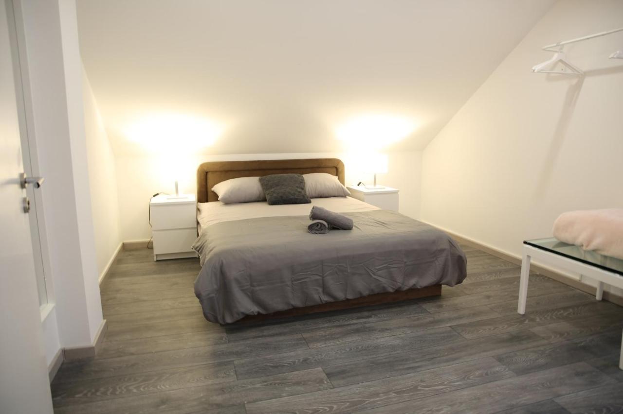 Sobe Opacak Slavonski Brod Quarto foto