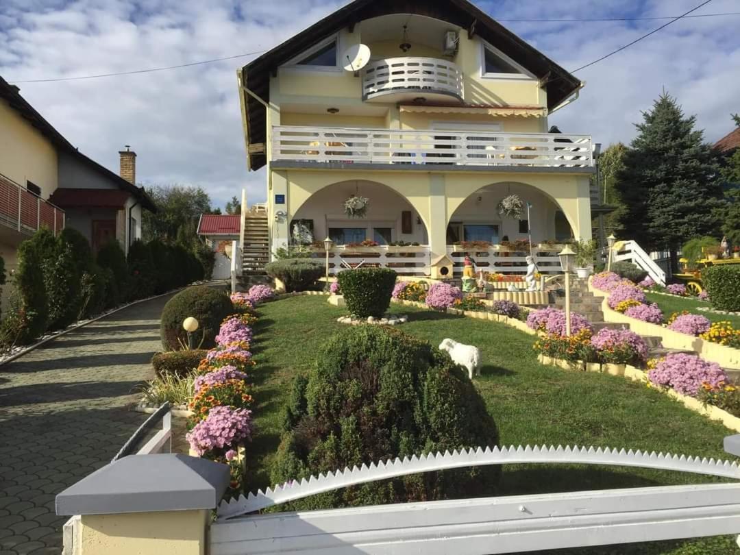 Sobe Opacak Slavonski Brod Exterior foto